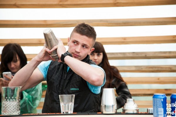 Концерт «Океану Ельзи» на даху концертного бару ROOF