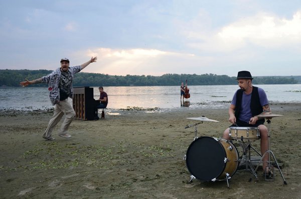 Арсен Мірзоян екранізував «Джеральдіну»