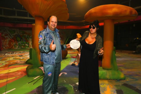 ТІК презентує відео «Емочка» - нова «Аліса в Країні Чудес»