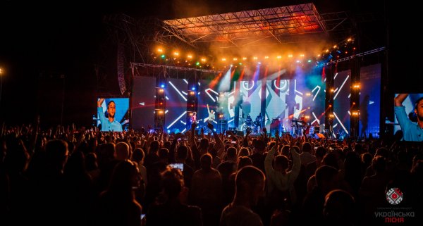 На «Арені Львів» відбувся грандіозний Національний телепроект «Українська пісня» (фото)