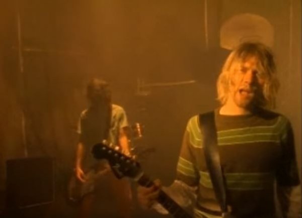 Олег Скрипка та гурт ВВ заспівали народну пісню в стилі ґрандж