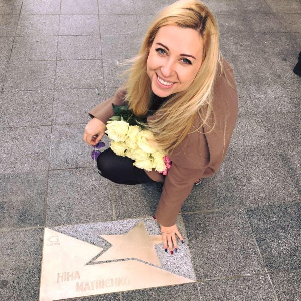 Ніна Матвієнко отримала власну зірку на Площі зірок