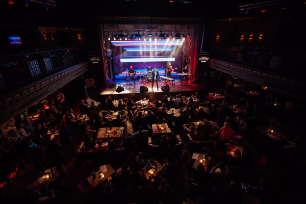 Павло Табаков концертом у Києві завершив тур «Любов Жива»