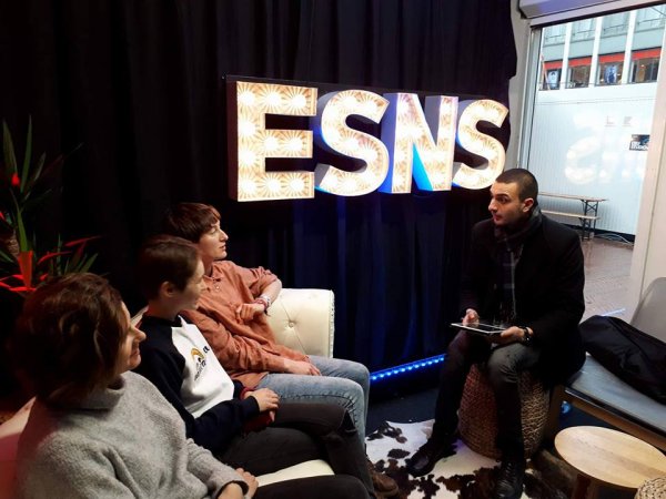 Panivalkova зіграли у середньовічному замку у Нідерландах та розповіли про Україну в ефірі радіо BBC