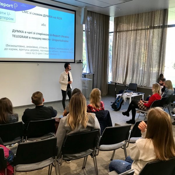 Лідер гурту Шосте Чуття про співпрацю з ЮНІСЕФ та U:Report