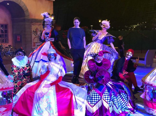 Олександр Лещенко і театр танцю Foresight влаштували справжній венеціанський карнавал у Ferrari Park (ФОТО)