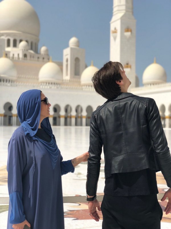 Олександр Лещенко і театр танцю Foresight влаштували справжній венеціанський карнавал у Ferrari Park (ФОТО)