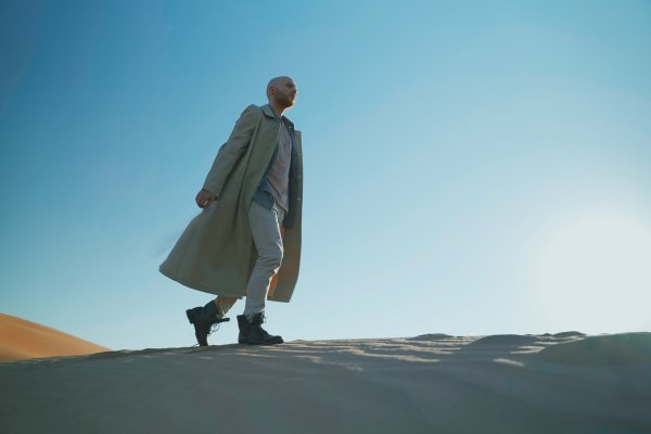 Alyosha & Vlad Darwin відзняли кліп «Торнадо» в Арабських Еміратах: перші фото зі знімального майданчика (фото, аудіо)