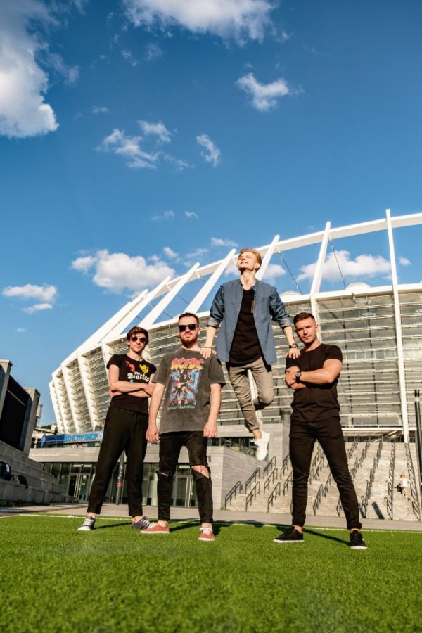 Cloudless представили новий склад гурту: вокалістом став учасник Голос Країни Василь Демчук