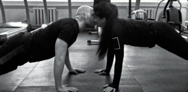 Vlad Darwin присвятив дружині пісню «Зірка» та презентував чуттєве відео