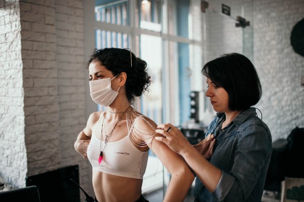 Україномовний лейбл Gonivo records випустив ремікс на пісню GannaBaby «Класні лосіни»