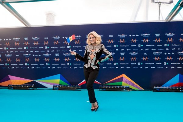 За лаштунками Євробачення 2021 — 9000 кристалів, репетиції нон-стоп, бірюзовий хідник і багато іншого (фото)