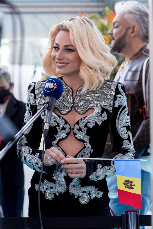 За лаштунками Євробачення 2021 — 9000 кристалів, репетиції нон-стоп, бірюзовий хідник і багато іншого (фото)