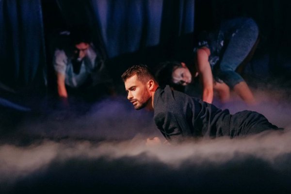 «Трактуючі вічне мовчання»: аншлаг на прем’єрі, зіркові гості, безліч думок про життя людини. Репортаж з презентації! (ФОТО)